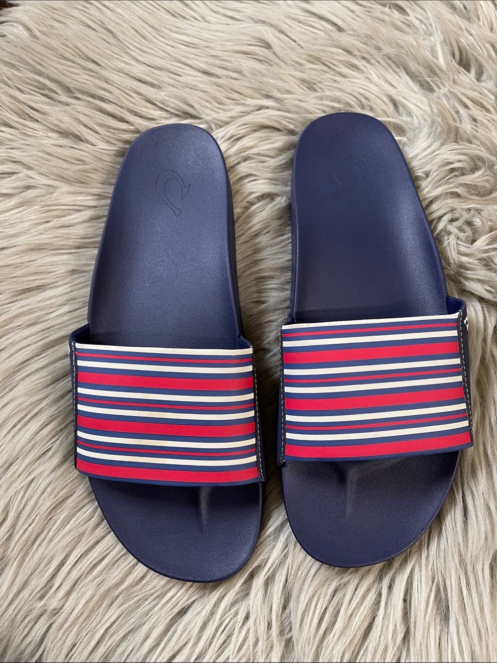 OluKai sandals